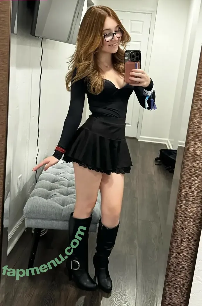 Lyssaurora nude photo #1481 (Lyssaurora)