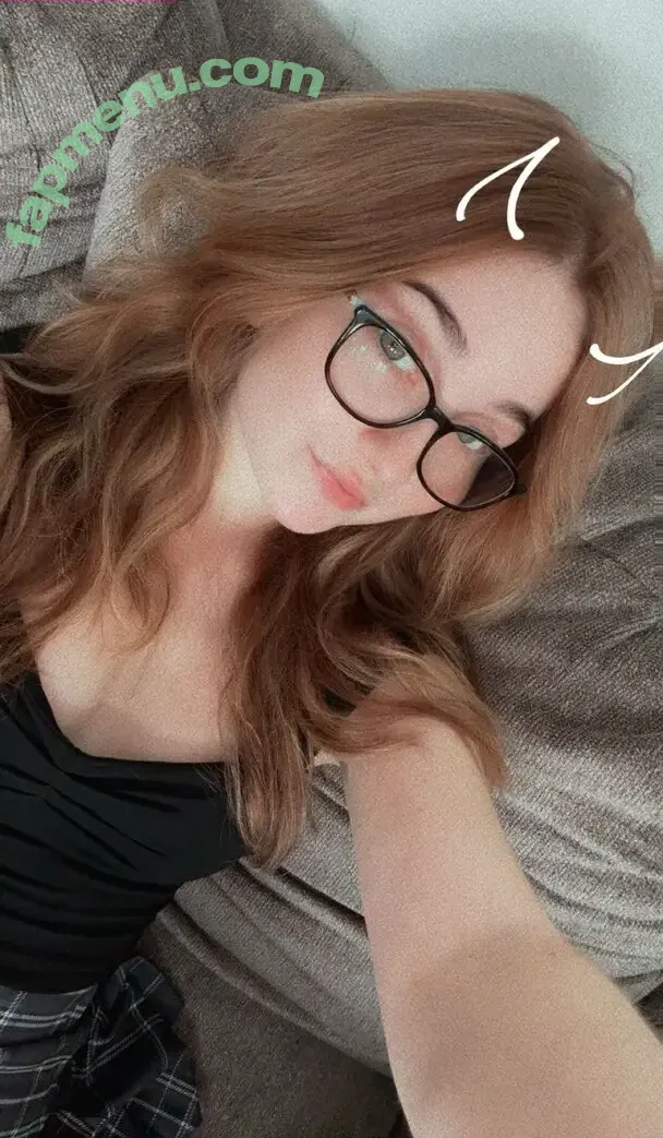 Lyssaurora nude photo #1485 (Lyssaurora)