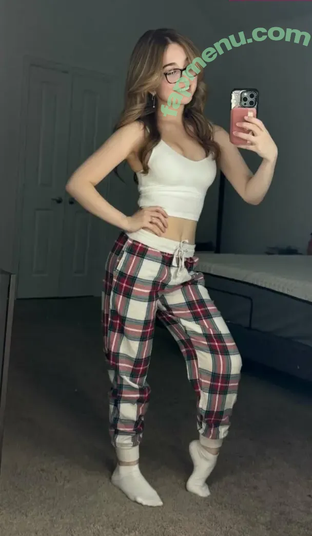 Lyssaurora nude photo #1491 (Lyssaurora)