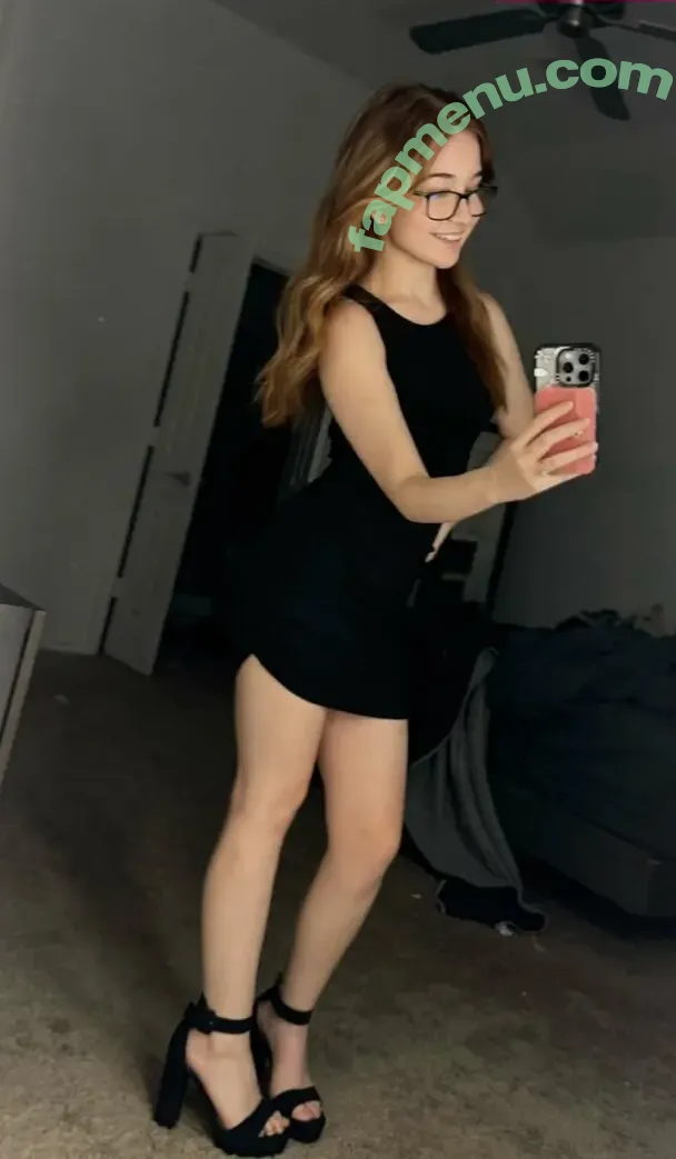 Lyssaurora nude photo #1539 (Lyssaurora)