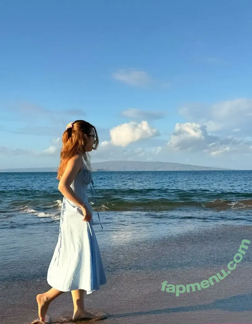 Lyssaurora nude photo #1555 (Lyssaurora)