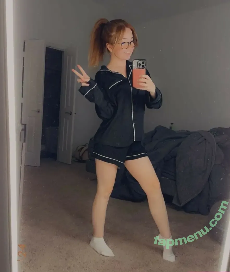 Lyssaurora nude photo #1594 (Lyssaurora)