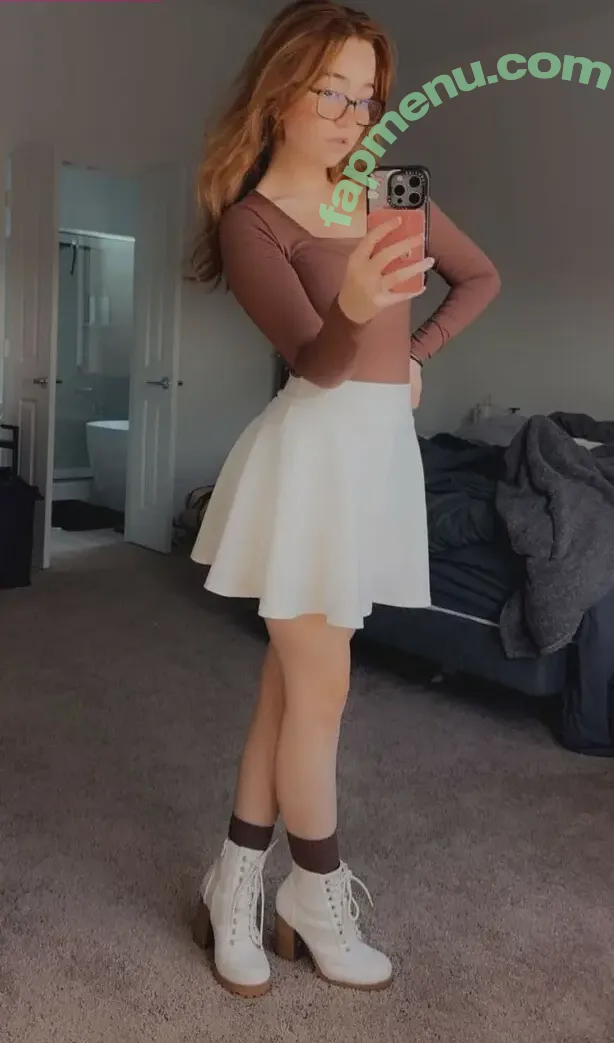 Lyssaurora nude photo #1597 (Lyssaurora)