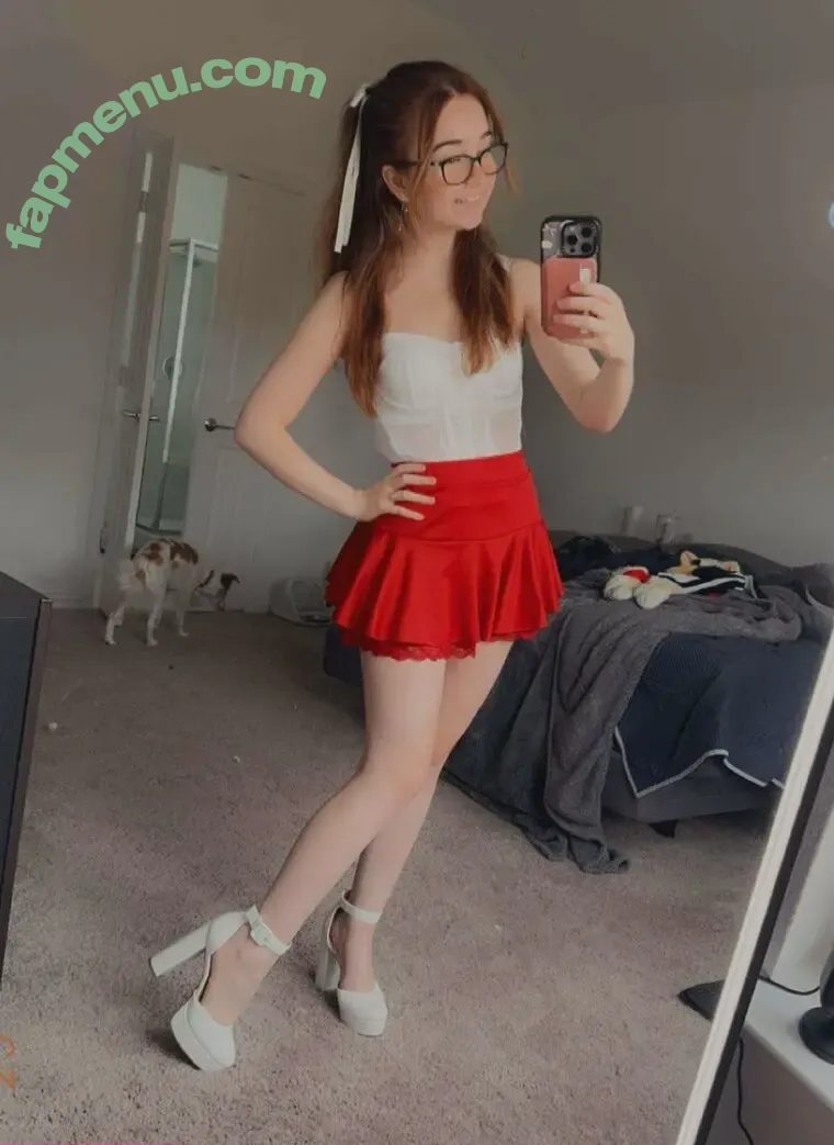 Lyssaurora nude photo #1637 (Lyssaurora)