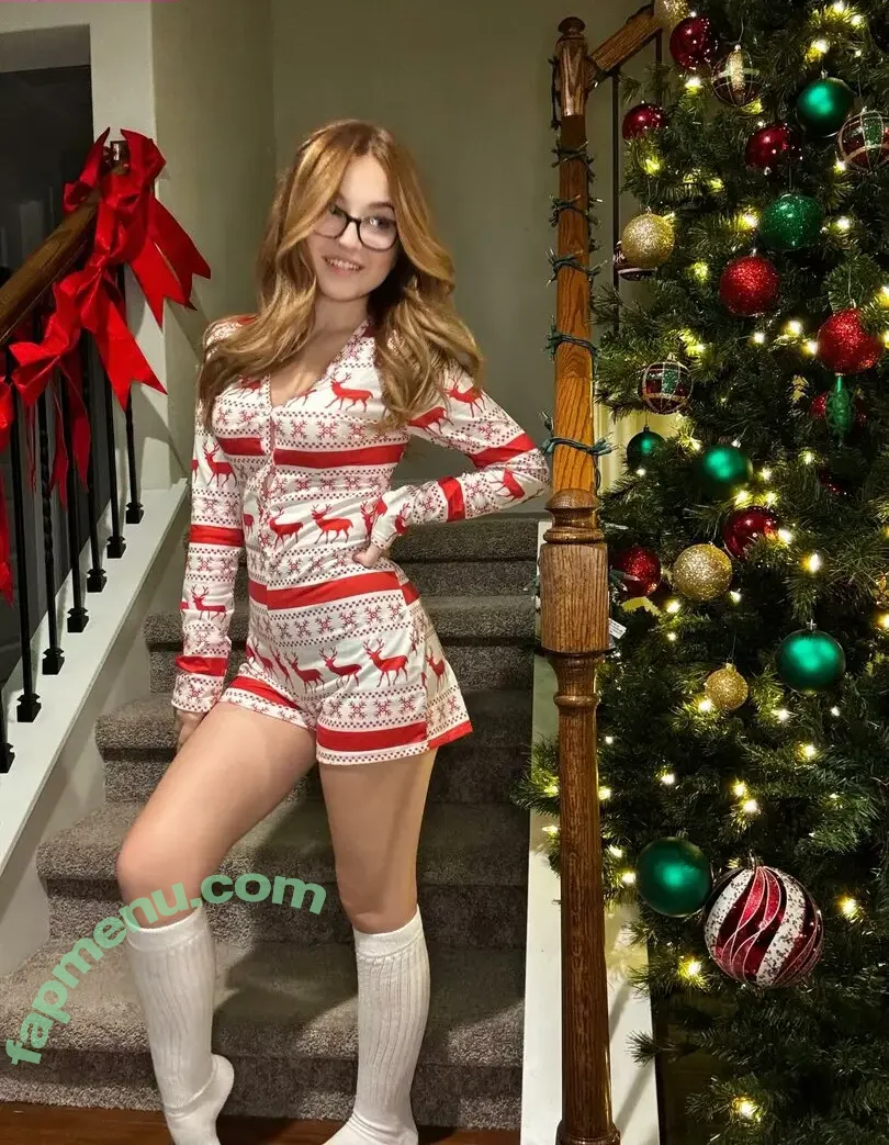 Lyssaurora nude photo #1742 (Lyssaurora)