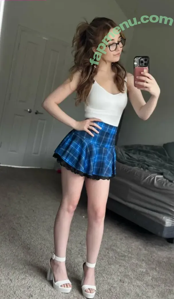 Lyssaurora nude photo #1788 (Lyssaurora)