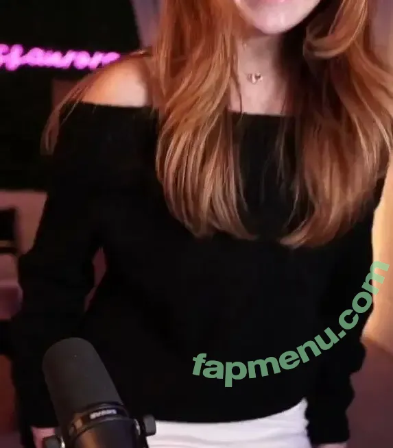 Lyssaurora nude photo #1821 (Lyssaurora)