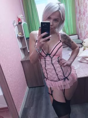 Lyubov Tomskaya / l_tomskaia / tomskaya_lyubov_ nude photo #0008