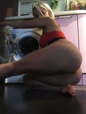 Lyubov Tomskaya / l_tomskaia / tomskaya_lyubov_ nude photo #0032