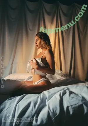 lyubovvomne / samadhi.amorr2 nude photo #2893