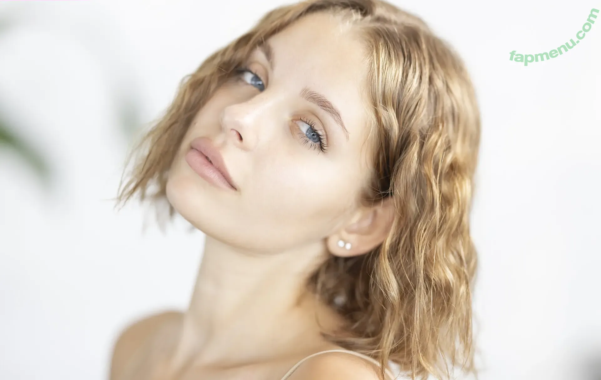 lyubovvomne nude photo #2259 (Milena / samadhi.amorr2)