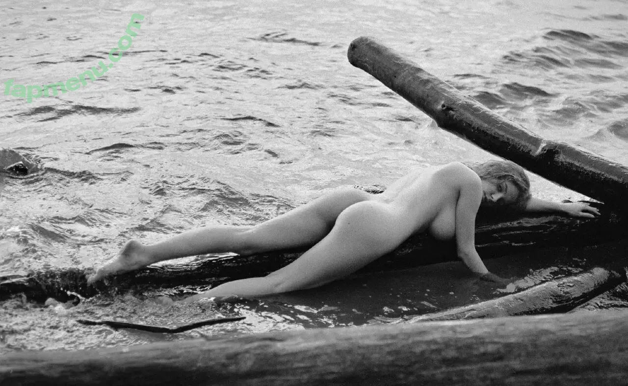 lyubovvomne nude photo #2541 (Milena / samadhi.amorr2)