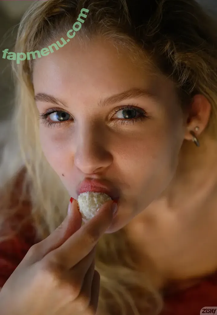 lyubovvomne nude photo #3092 (Milena / samadhi.amorr2)