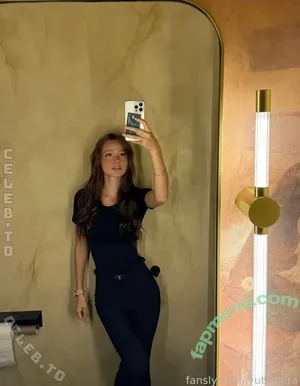 lyutayaira / lyutaya.ira nude photo #0044