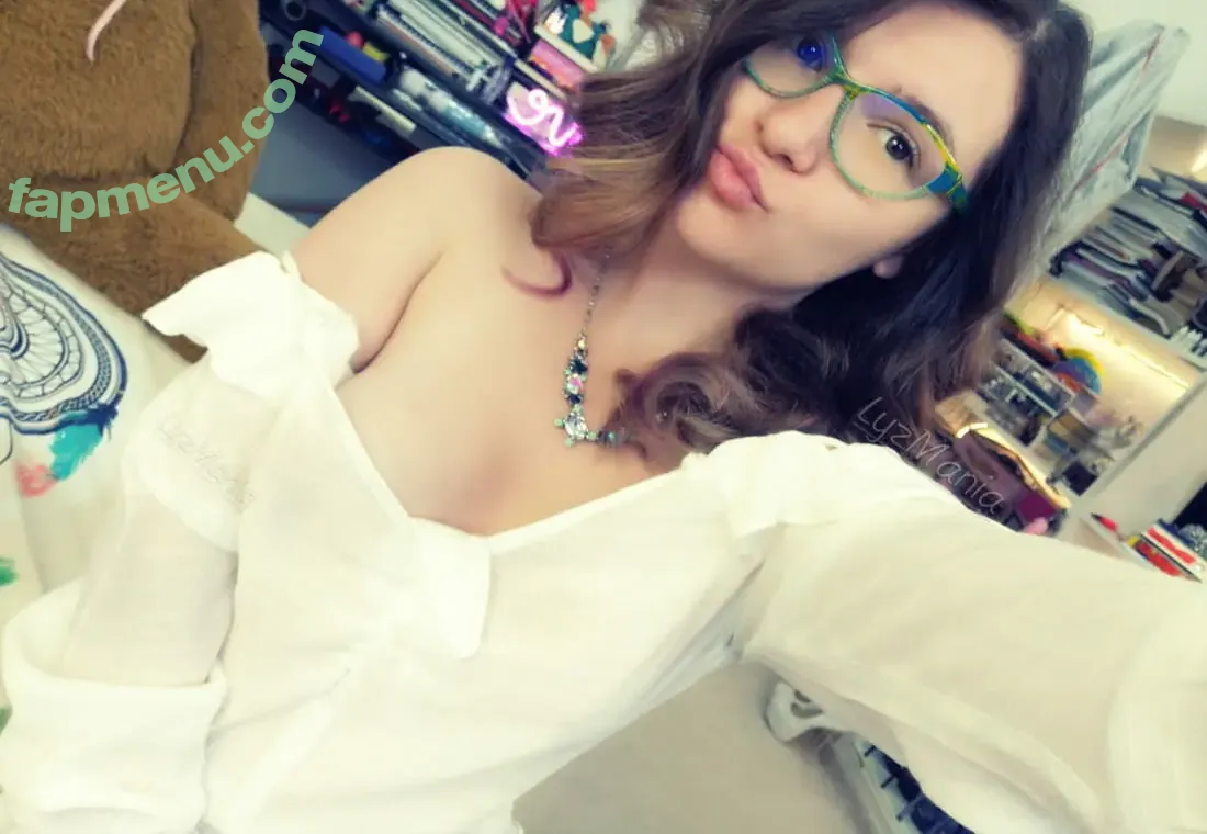 Lyzmania nude photo #0046 (lyzmania_)