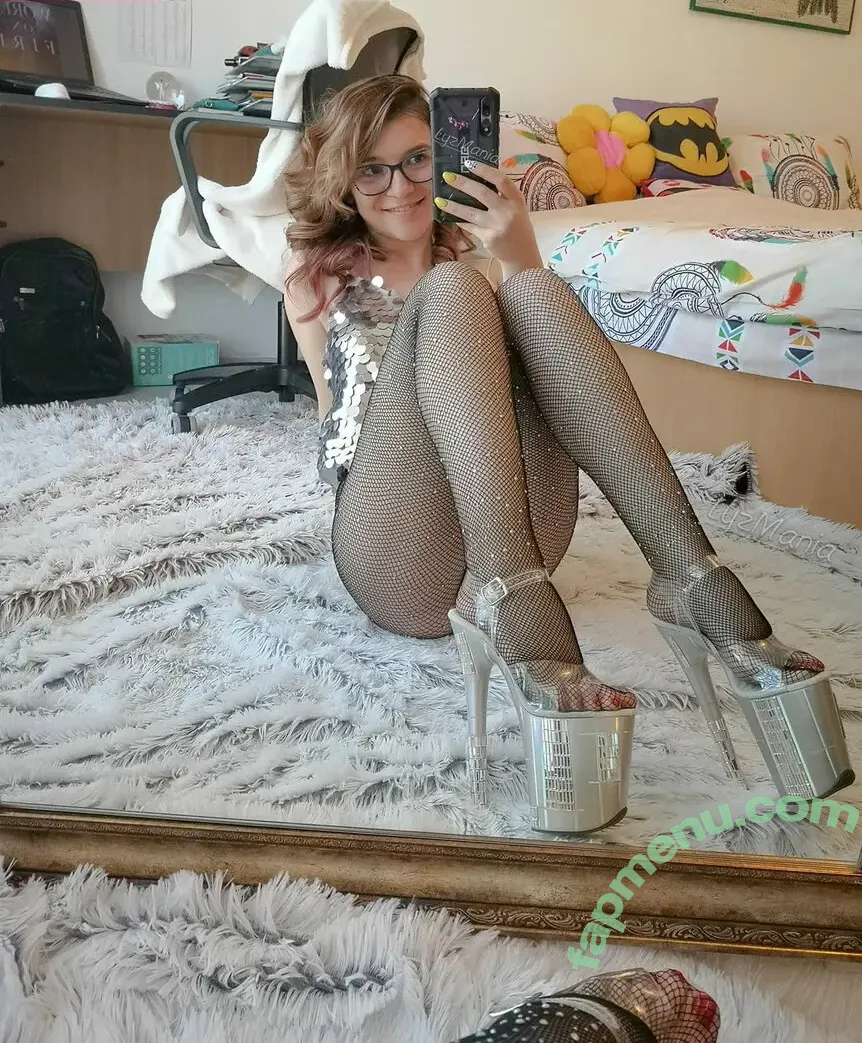 Lyzmania nude photo #0093 (lyzmania_)