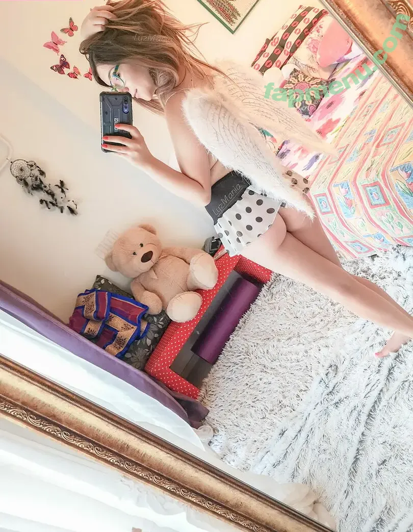 Lyzmania nude photo #0395 (lyzmania_)