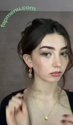 Lyzzahh / lizaseri / ugh_liza nude photo #0111