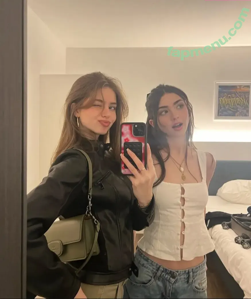 Lyzzahh nude photo #0001 (lizaseri / ugh_liza)