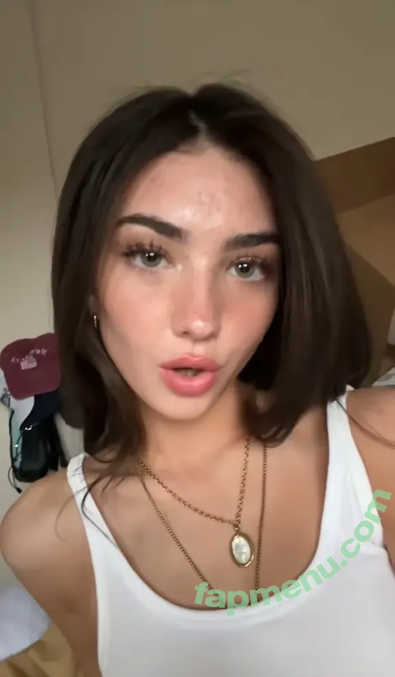 Lyzzahh nude photo #0019 (lizaseri / ugh_liza)