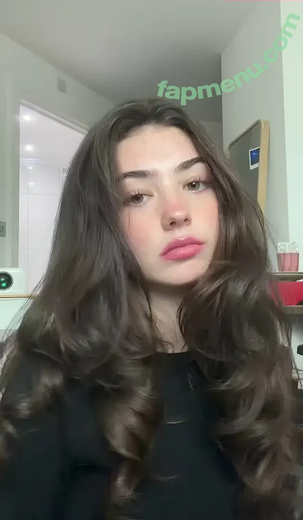 Lyzzahh nude photo #0090 (lizaseri / ugh_liza)