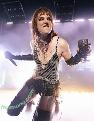 Lzzy Hale / officiallzzyhale nude photo #0069