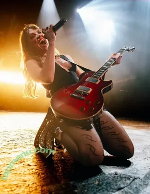 Lzzy Hale / officiallzzyhale nude photo #0098