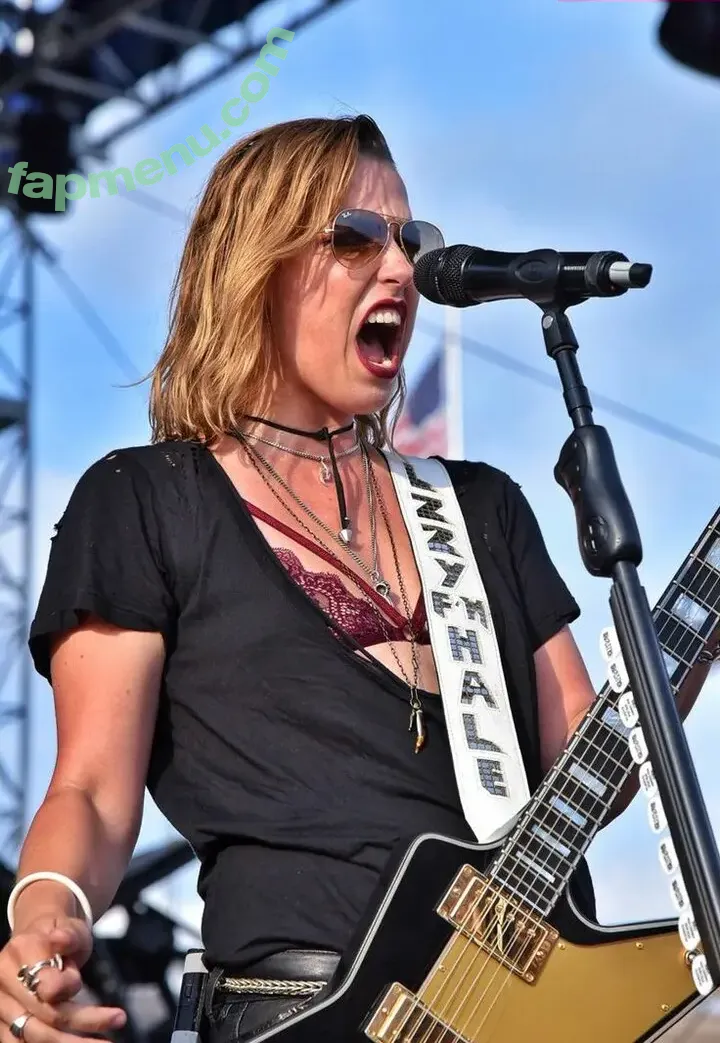 Lzzy Hale nude photo #0012 (Lzzy Hale)