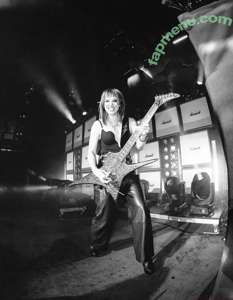 Lzzy Hale nude photo #0059 (officiallzzyhale)