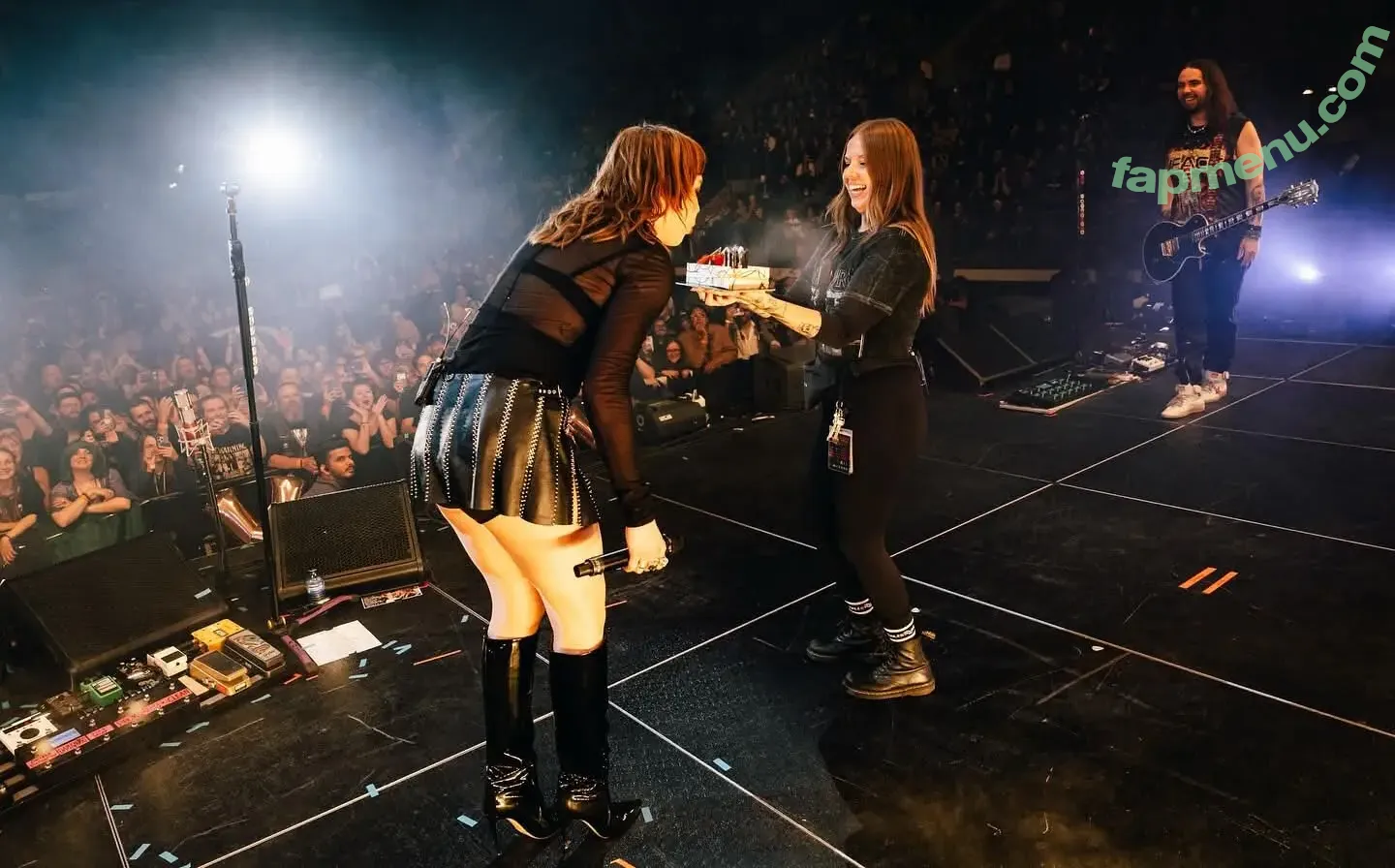 Lzzy Hale nude photo #0065 (officiallzzyhale)