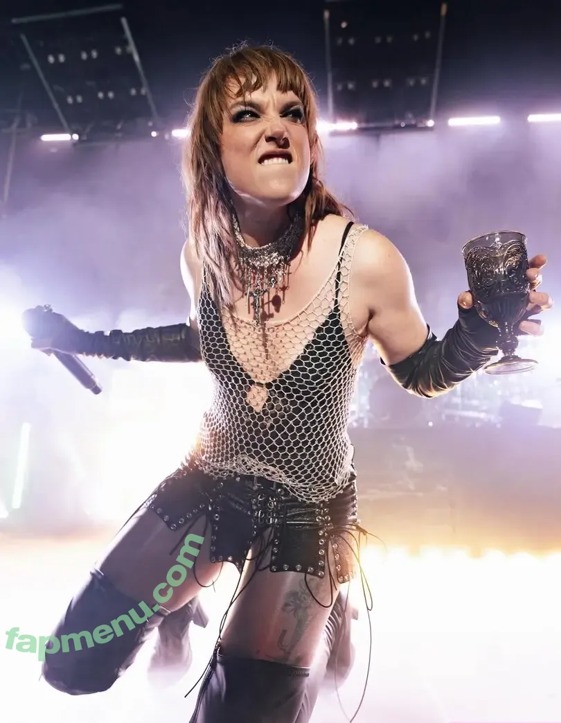 Lzzy Hale nude photo #0069 (officiallzzyhale)