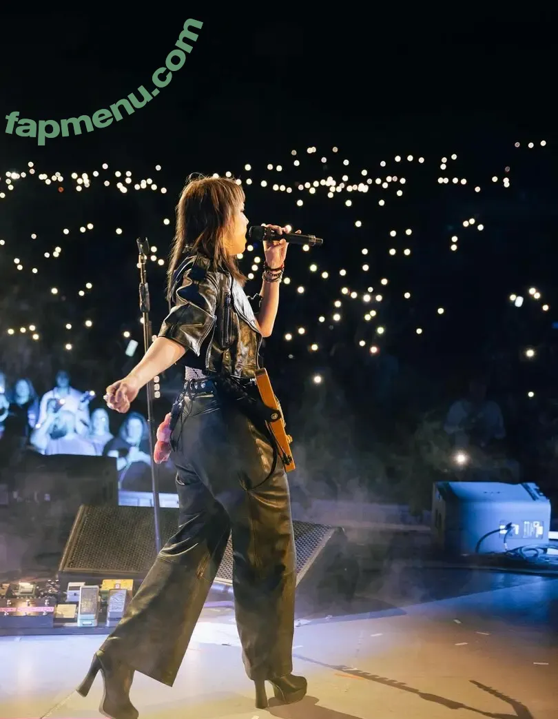 Lzzy Hale nude photo #0094 (officiallzzyhale)