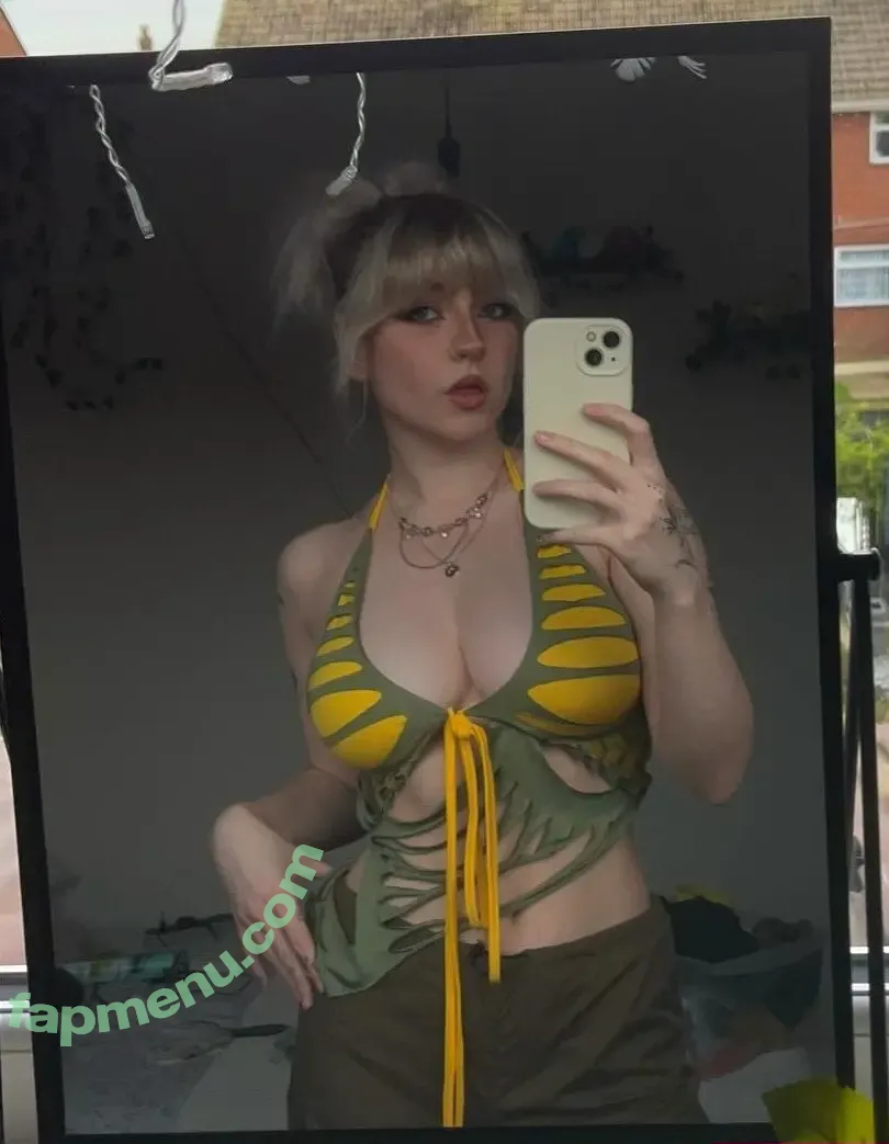 m.ae.3 nude photo #0150 (Discussion Thread)