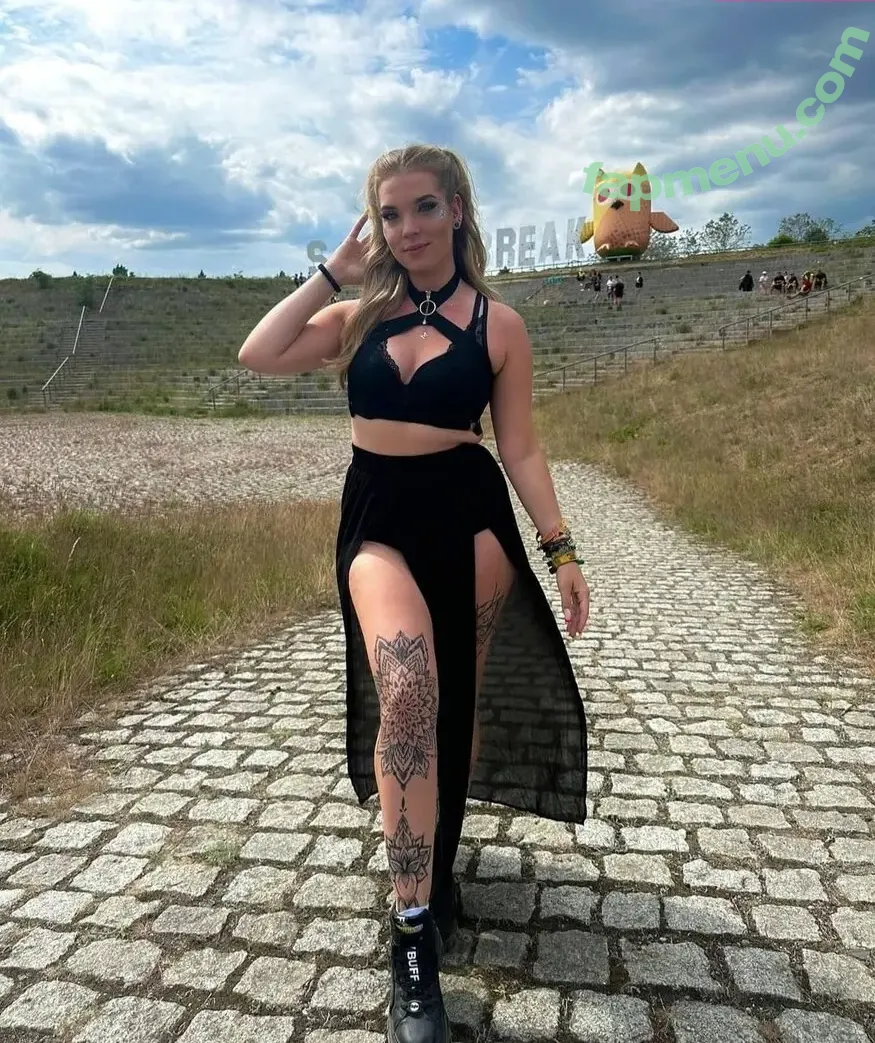 m_ellixx nude photo #0005 (m_ellixx)