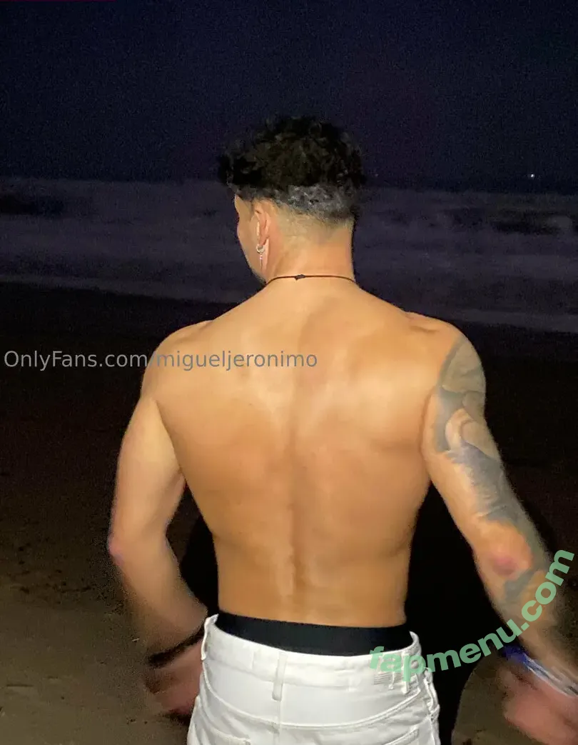 m_i_g_u_e_l_kj nude photo #0001 (miguelkj)