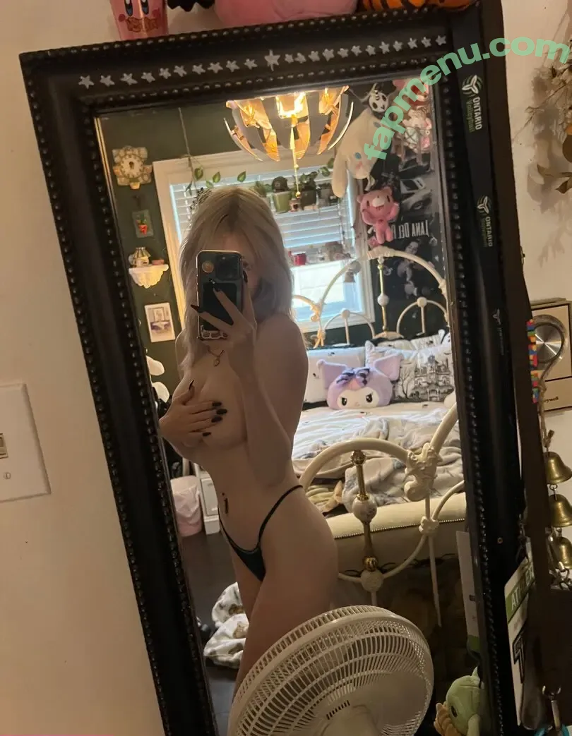 m.vlntn__ nude photo #0207 (milenavalentina19 / milenavalentina_)