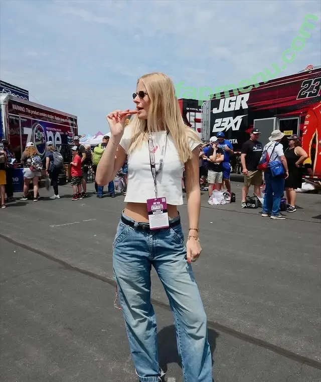 m00bie nude photo #0001 (Maddie Schrader / maddieschrader3)