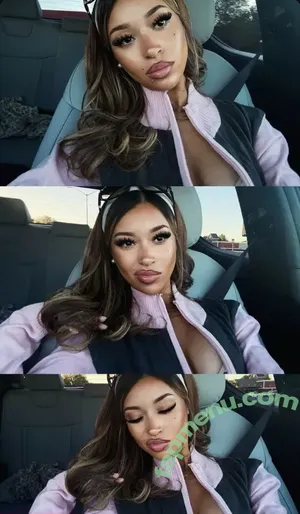 m1a_.r4ven / miaraven nude photo #0018