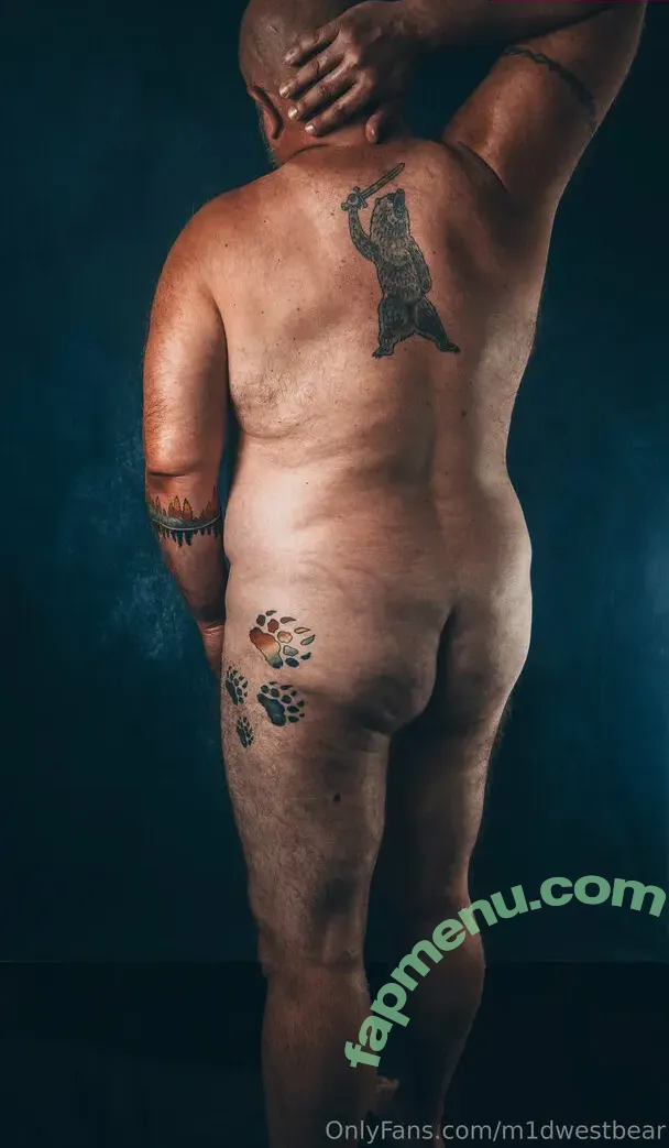 m1dwestbear nude photo #0011 (m1dwesthag)
