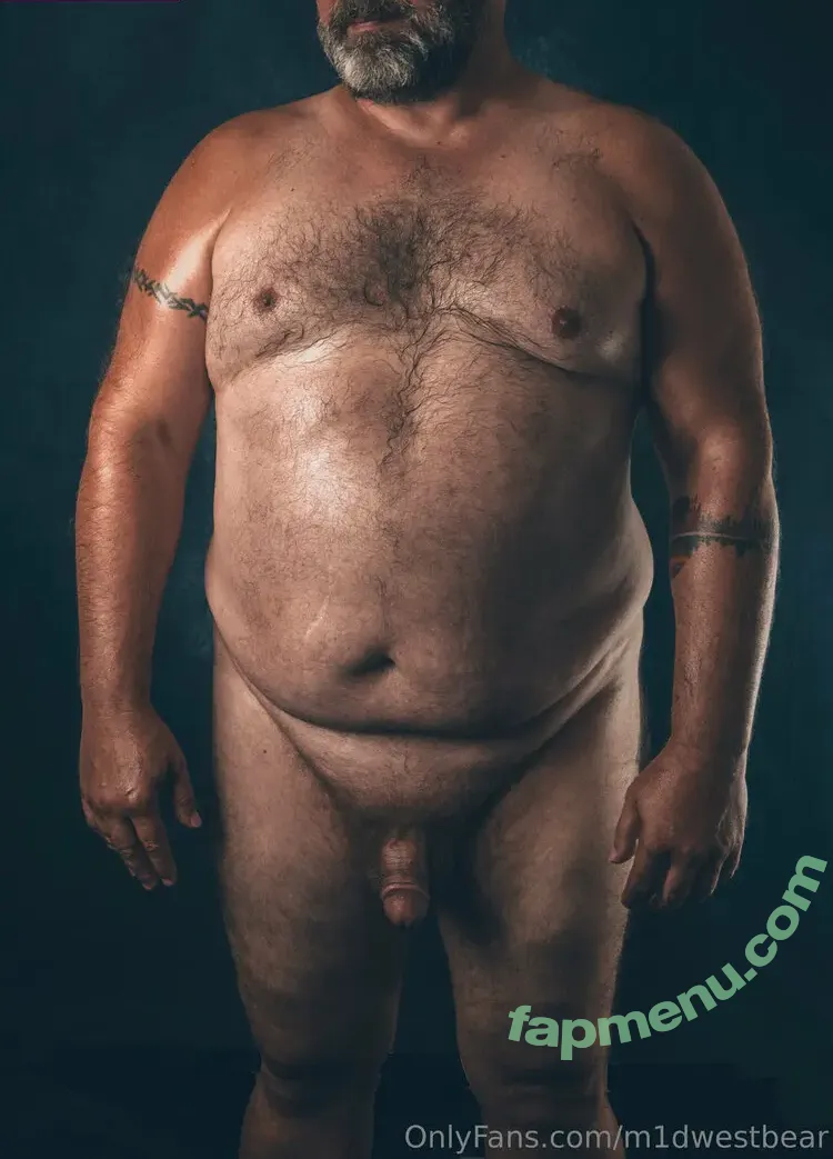 m1dwestbear nude photo #0022 (m1dwesthag)