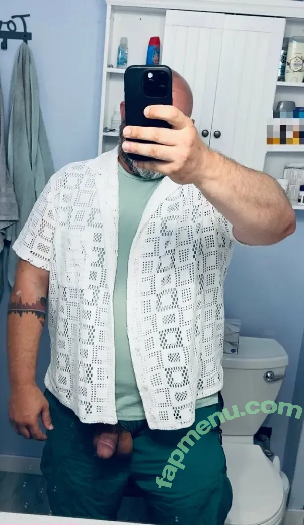 m1dwestbear nude photo #0104 (m1dwesthag)