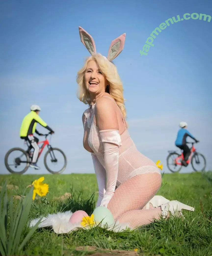 ma_ya__mo_del nude photo #0008 (Ma_ya / ma_ya_mo_del)