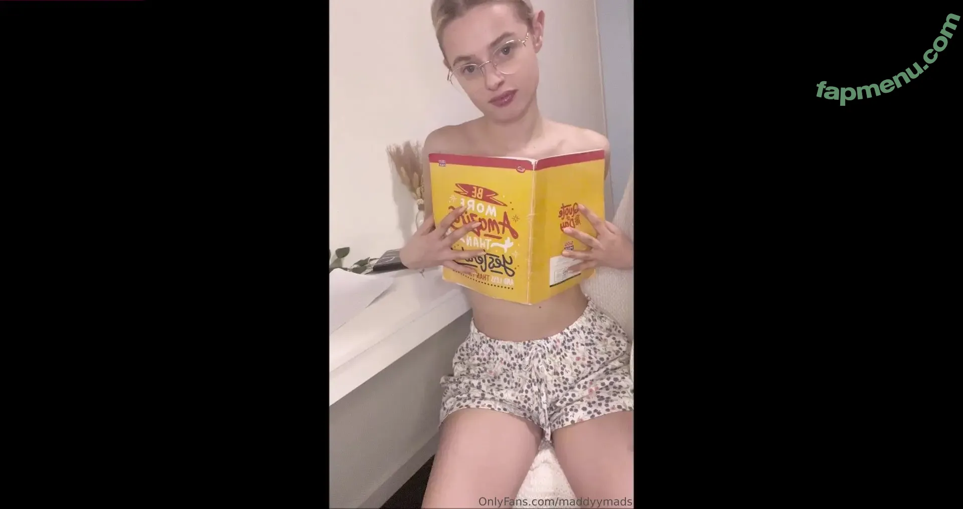 maaddyymads nude photo #0048 (maddiecaddymae2.0)