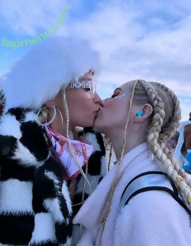 maadsun nude photo #0050 (ig: maadsuun / maadsuun)