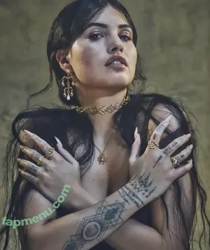 Mabel nude photo #0039