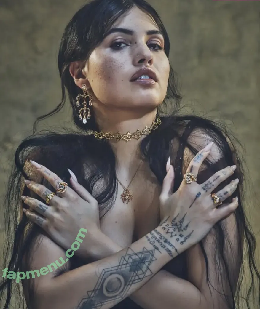 Mabel nude photo #0039 (Mabel)