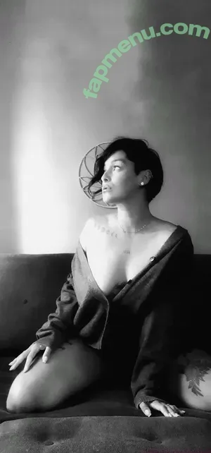  nude photo #0003