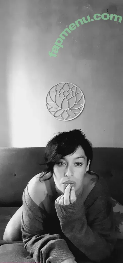 macarenamailenn nude photo #0007 (macarenamailenn)