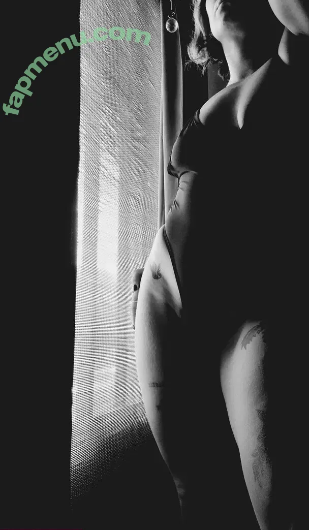 macarenamailenn nude photo #0040 (macarenamailenn)