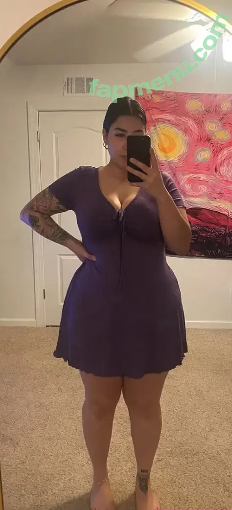 macaronimicaela nude photo #0017 (mothertruckermicaela)